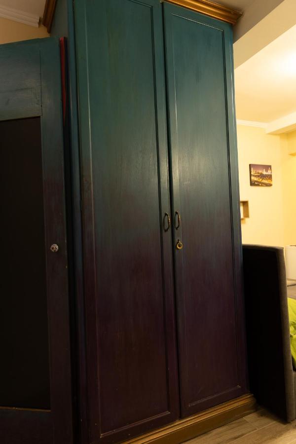 Vintage In The Center Of Apartment *