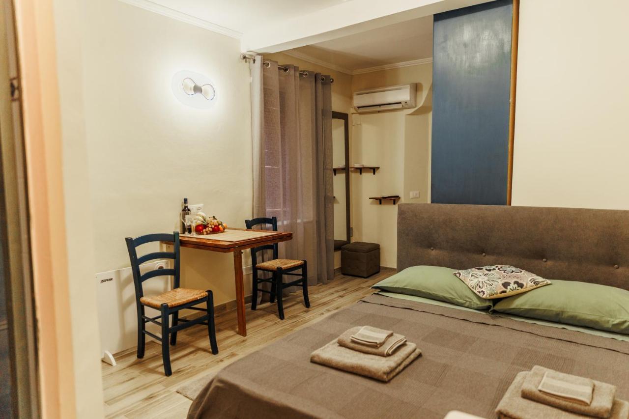 Vintage In The Center Of Apartment *